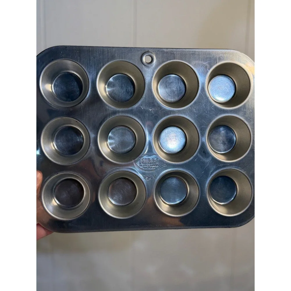 VTG Mirro Muffin Tin Silver Aluminum Baking Pan Set of 5 Retro Kitchenware 182M